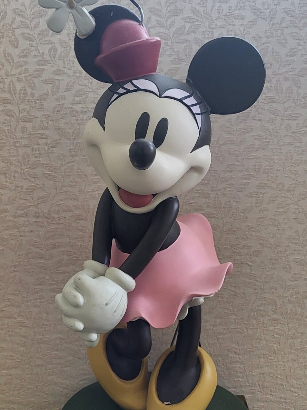 Disney's Epcot International Flower & Garden Festival Minnie Mouse Garden Statue